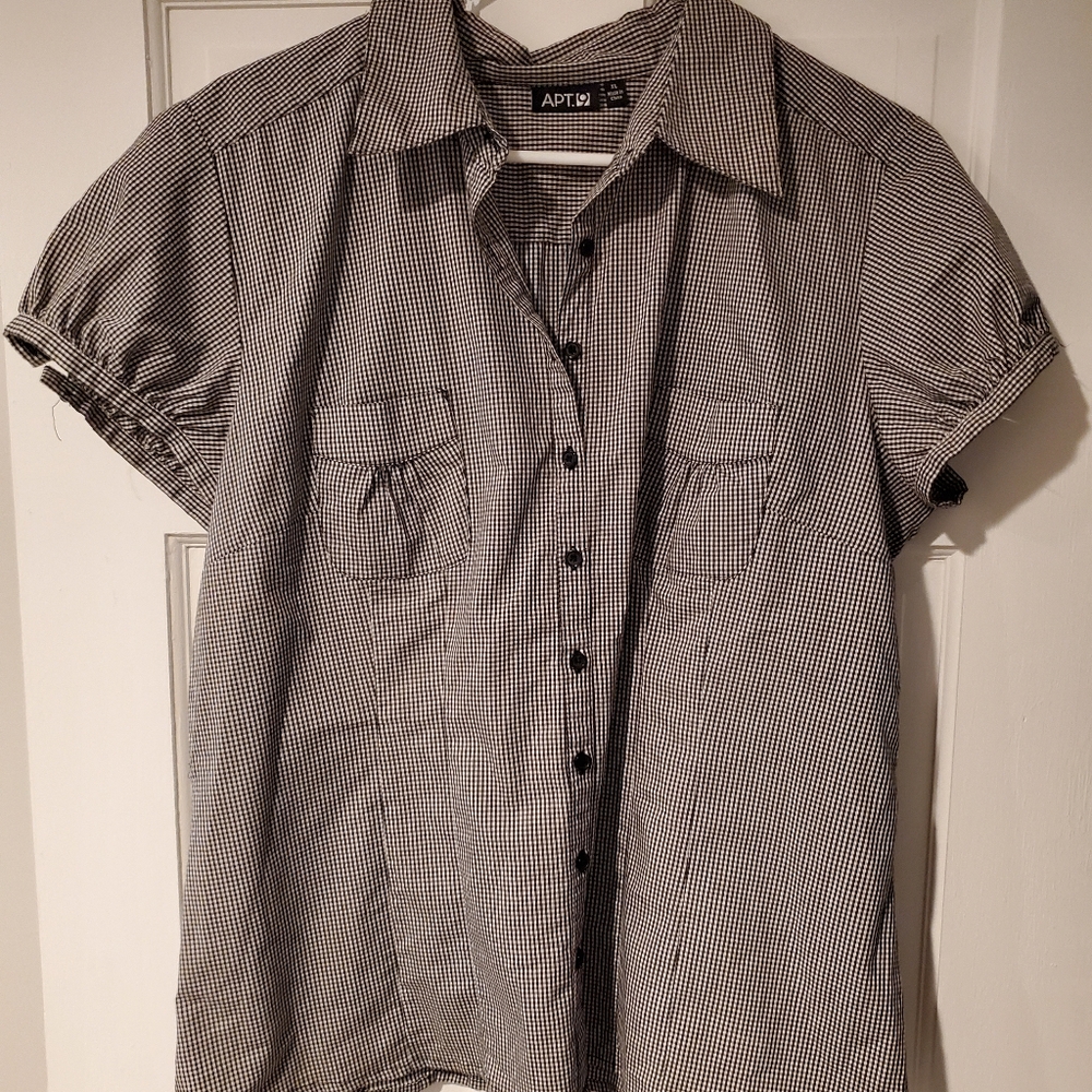 Apt. 9 Women's Monochrome Checkered Button Down Shirt